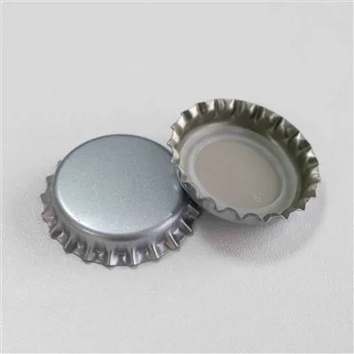 Różowa metalowa czapka z koroną